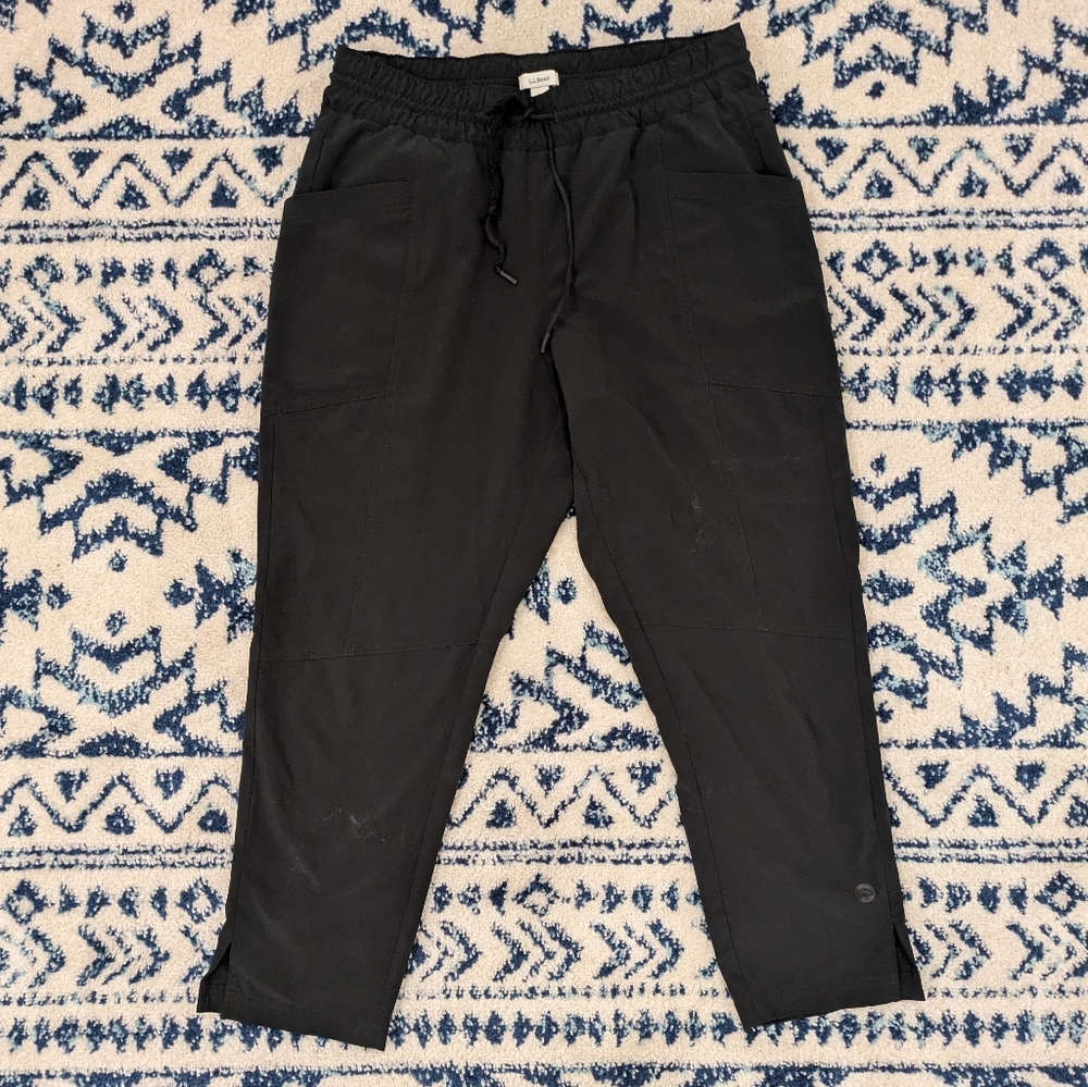 Women's VentureStretch Cargo Trail Pants, size large, black, GUC